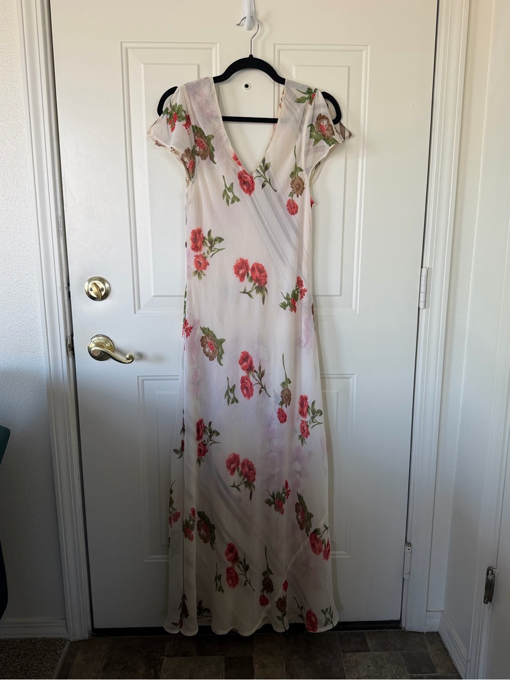 UNBELIEVABLE vintage beauty! 😍 Reversible chiffon maxi dress